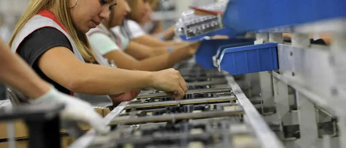 Industria eletroeletronica anuncia investimentos de r 5 bi ate 2027 producao industrial mulheres foto agencia brasil 1170x500