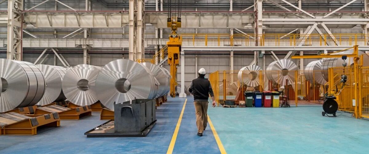 Aluminio industria 1200x500